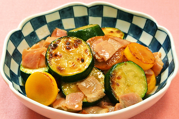 ズッキーニの煮びたし サントリー レシピッタ あなたにぴったり お酒に合うかんたんレシピ ズッキーニの煮びたし サントリー レシピッタ あなたにぴったり お酒に合うかんたんレシピ